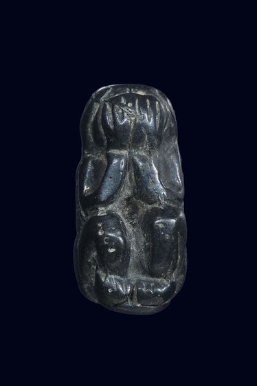 พระปิดตานั่งยองเนื้อเมฆพัตร