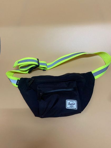 กระเป๋า herschel