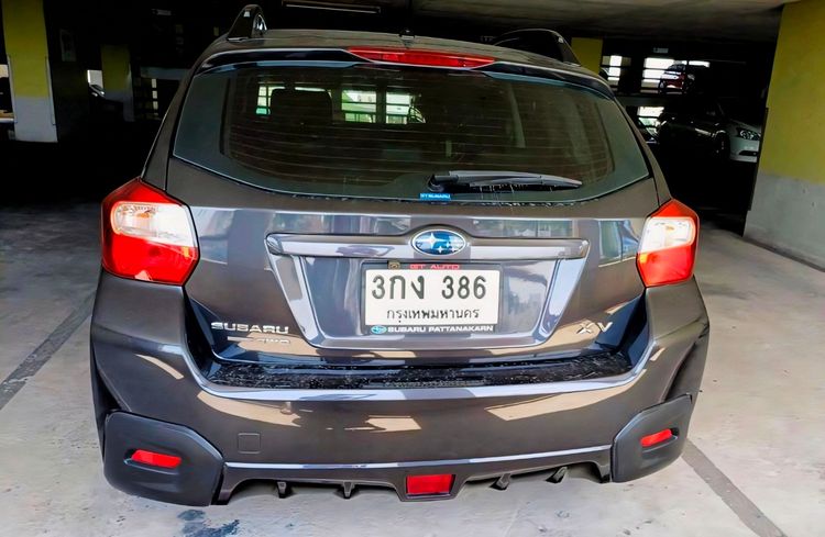Subaru XV 2014 2.0 4WD Utility-car เบนซิน ไม่ติดแก๊ส เกียร์อัตโนมัติ ดำ รูปที่ 2