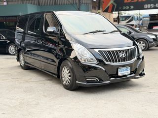 Hyundai H1 2.5 Deluxe AT ปี 2017 จด 2018
