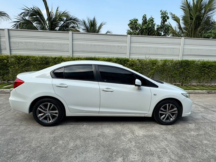 Honda Civic 2014 1.8 S i-VTEC Sedan เบนซิน เกียร์อัตโนมัติ ขาว รูปที่ 2