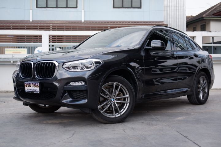 รถ BMW X4 2.0 xDrive20d M Sport 4WD สี เทา