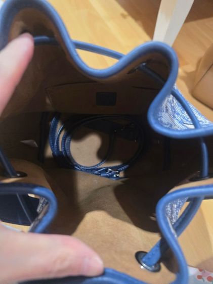 กระเป๋าทรงขนมจีบ mcm รูปที่ 2