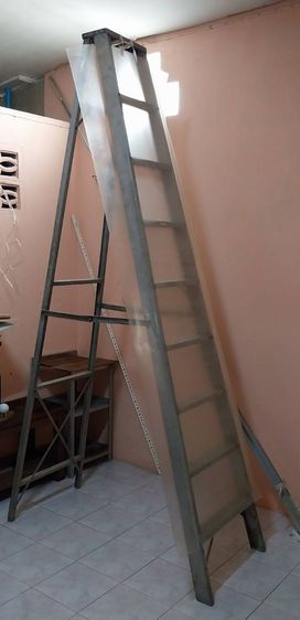 บันไดพับ 9ขั้น ทรงA มือ2 อลูมิเนียม