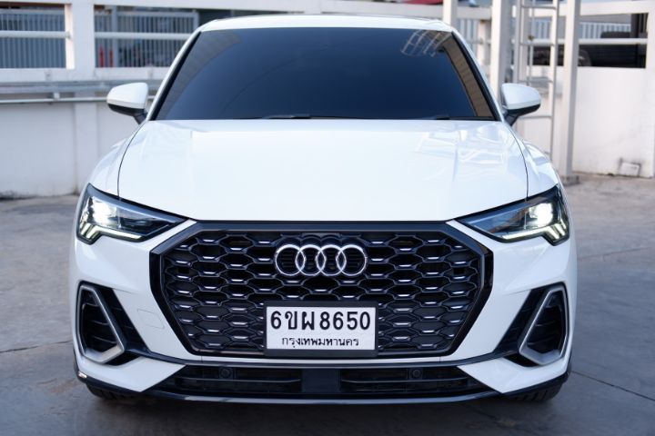 Audi Audi Q3 2021 2.0 TFSI AWD Utility-car เบนซิน ไม่ติดแก๊ส เกียร์อัตโนมัติ ขาว รูปที่ 2
