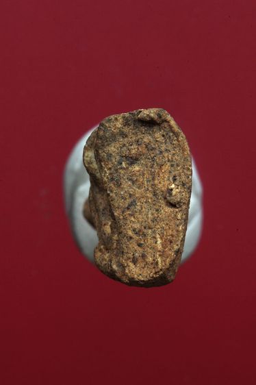 พระรอดลำพูนสวยๆค่ะเก่าค่ะ รูปที่ 5