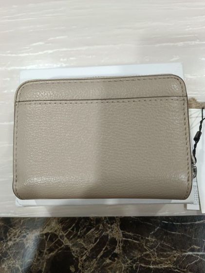 กระเป๋าสตางค์ผู้หญิง CK calvin klein ของแท้มือหนึ่ง รูปที่ 2