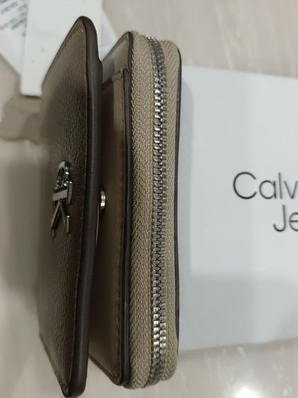 กระเป๋าสตางค์ผู้หญิง CK calvin klein ของแท้มือหนึ่ง รูปที่ 7