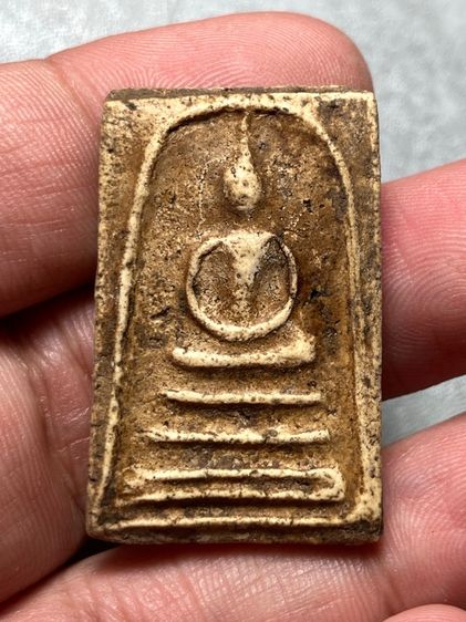 พระสมเด็จเส้นด้าย