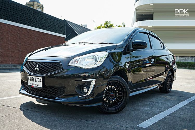 รถ Mitsubishi Attrage 1.2 GLX สี ดำ