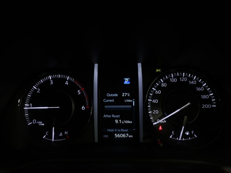 Toyota Fortuner 2023 2.8 Legender 4WD Utility-car ดีเซล ไม่ติดแก๊ส เกียร์อัตโนมัติ ดำ รูปที่ 4