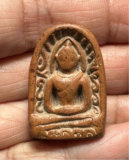 🙏พระกำแพงซุ้มกอพิมพ์ใหญ่🙏พระสมเด็จพิมพ์ทรงเจดีย์ องค์ละ1550