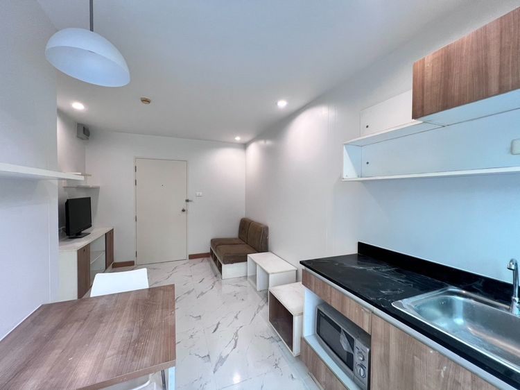 Prinsiri ไม่อนุญาต ตกแต่งครบ 2010 Ownerขาย Smart Condo พระราม 2 ราคาเพียง 980,000 บาท ห้องสวยมาก ยินดีรับเอเจ้น รูปที่ 3