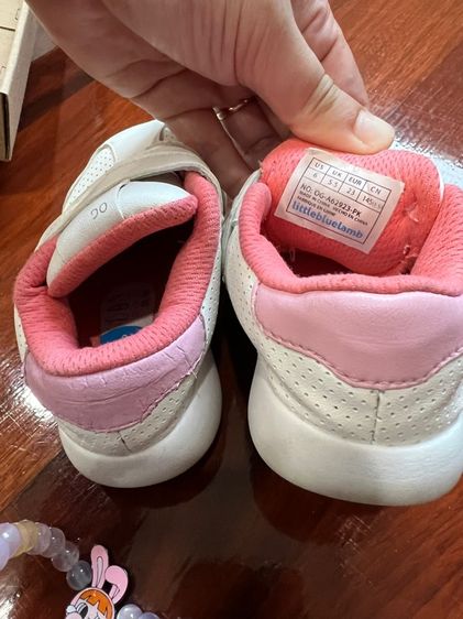 lblรองเท้าเด็กสภาพดีมากกดก รูปที่ 4