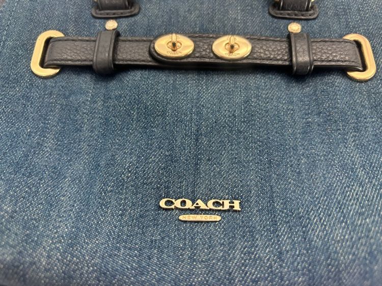 Coach  รูปที่ 3