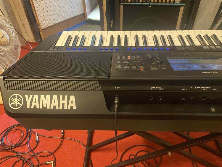 Yamaha sx700 สภาพ95มีกระเป๋า สแตนด์โน้ต แซ้มจังหวะ มีเพลง เยอะเลยครับ สอบถามรายละเอียดได้ที่ ครูหนิม081-0437562 รูปที่ 4