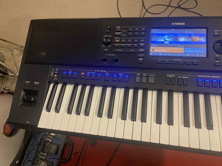 Yamaha sx700 สภาพ95มีกระเป๋า สแตนด์โน้ต แซ้มจังหวะ มีเพลง เยอะเลยครับ สอบถามรายละเอียดได้ที่ ครูหนิม081-0437562 รูปที่ 2