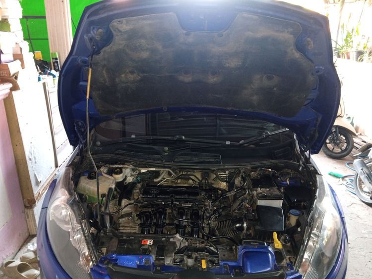 Ford Fiesta 2010 1.6 Sport Sedan เบนซิน ไม่ติดแก๊ส เกียร์อัตโนมัติ น้ำเงิน รูปที่ 2