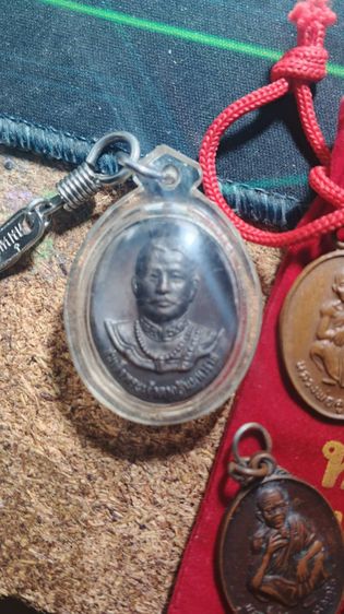 รวมพระเครื่อง รูปที่ 4