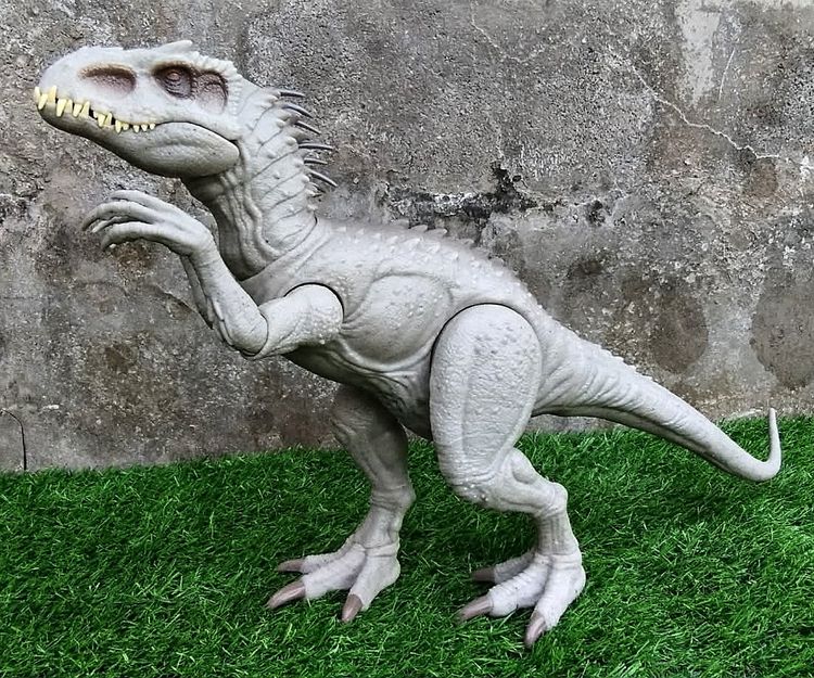 ฟิกเกอร์ของเล่นไดโนเสาร์ Indominus Rex จาก Jurassic World รูปด้วยแสง, เสียงและการเคลื่อนไหว รูปที่ 2