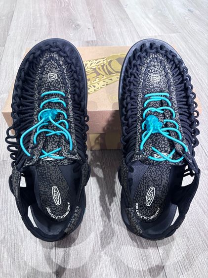 UK 9 | EU 43 1/3 | US 9.5 รองเท้า keen