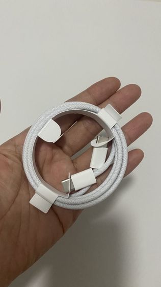 สายไอโฟนไอแพดไทป์Cชาจไวของแท้ยังใหม่ขายต่อครึ่งราคาพอค่ะจากราคาจริง790ขายถูก