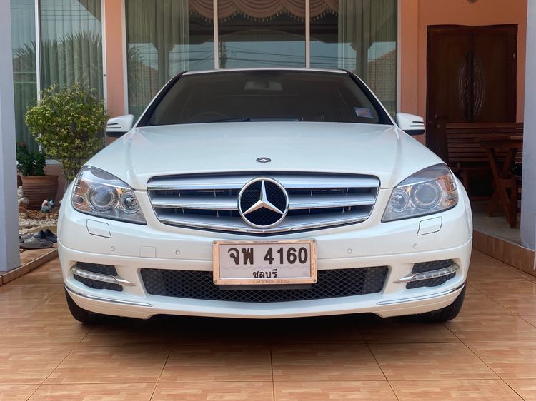 รถ Mercedes-Benz C-Class C250 สี ขาว
