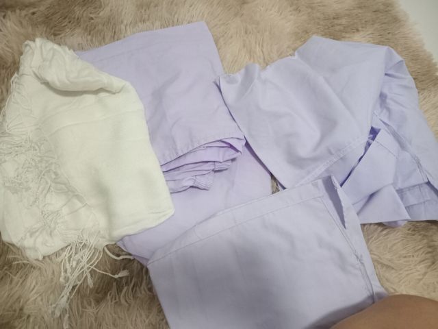 ชุดขาวปฏิบัติธรรมขายและแถมทั้งหมดถูกๆซื้อ1ชุดได้อีก6ตัวแถมฟรีคุ้ม