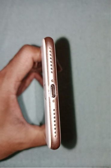 iPhone 8 Plus 64gb Gold รูปที่ 6