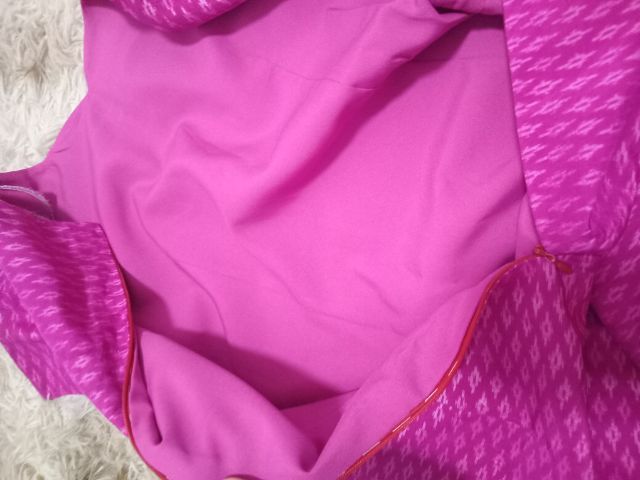 ขายผ้าไหมแท้ชุดตัดแล้วอย่างดีมีซับในขายไม่แพงค่ะส่งต่อของแท้สวยๆราคากันเอง รูปที่ 5