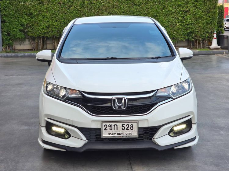 Honda Jazz 2021 1.5 V Sedan เบนซิน ไม่ติดแก๊ส เกียร์อัตโนมัติ ขาว รูปที่ 2