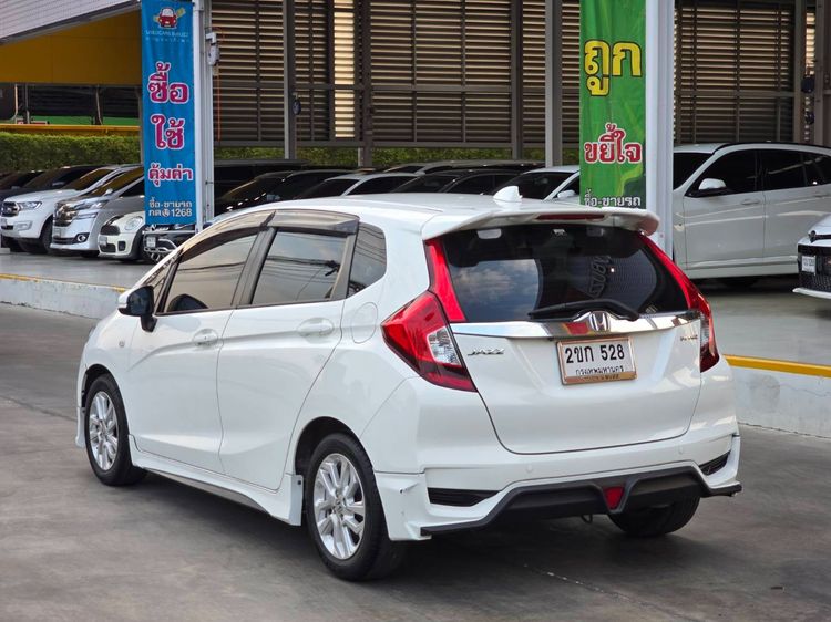 Honda Jazz 2021 1.5 V Sedan เบนซิน ไม่ติดแก๊ส เกียร์อัตโนมัติ ขาว รูปที่ 4