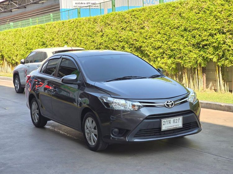 รถ Toyota Vios 1.5 E สี เทา