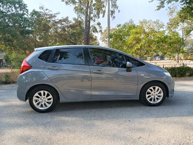 Honda Jazz 2022 1.5 V+ Sedan เบนซิน ไม่ติดแก๊ส เกียร์อัตโนมัติ เทา รูปที่ 4