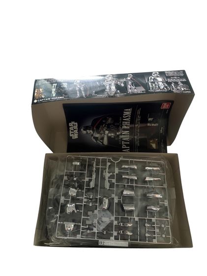 กัปตัน phasma (Star wars) รูปที่ 3