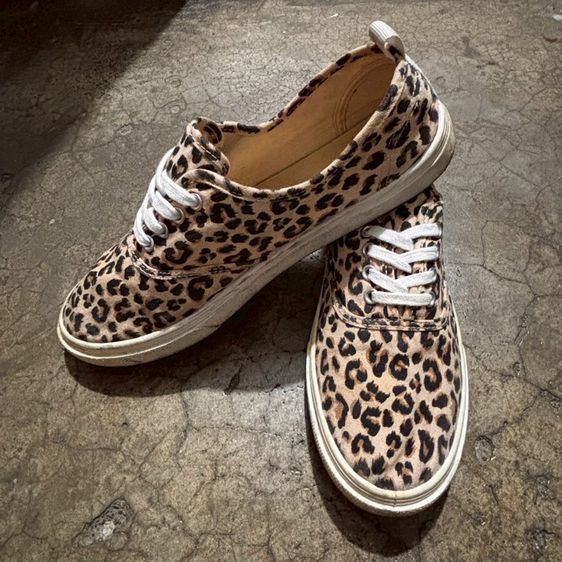 รองเท้า HM Divided Size 41 สภาพใหม่ รูปที่ 2