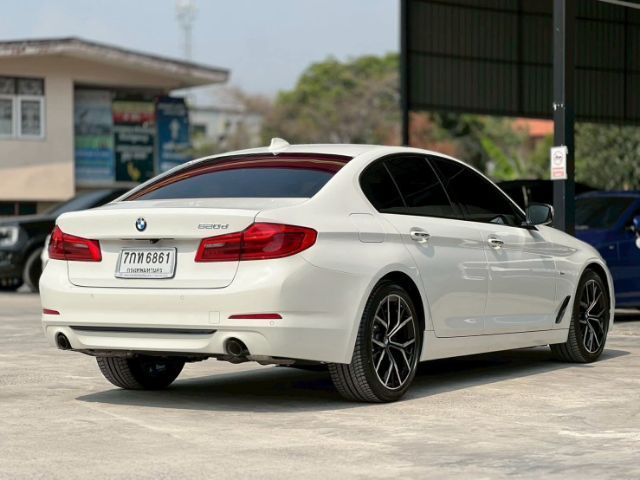 BMW Series 5 2018 520d ดีเซล เกียร์อัตโนมัติ ขาว รูปที่ 3