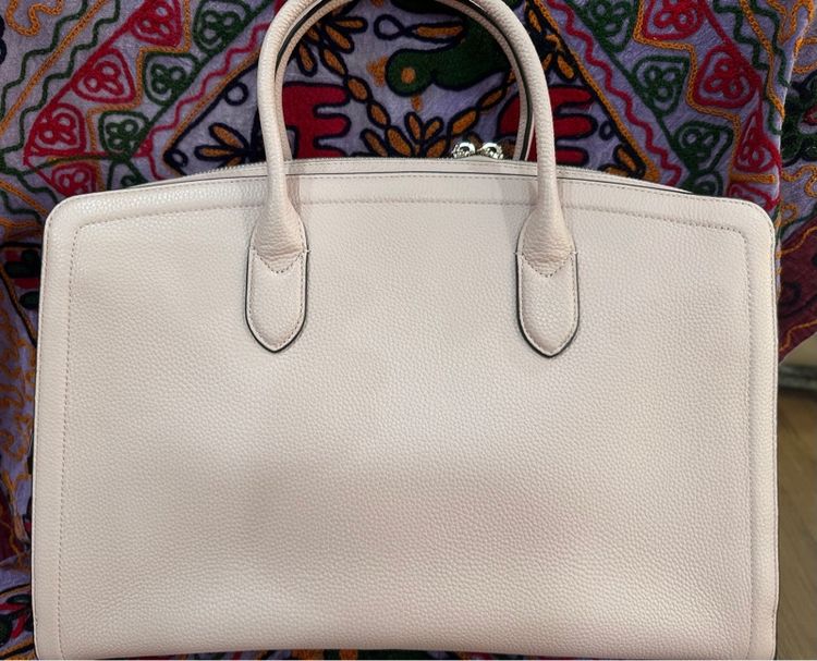 Kate Spade ของแท้ค่ะ กระเป๋าถือ มีสายยาวสะพายได้ รูปที่ 2