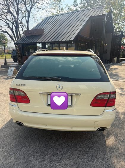Mercedes-Benz E-Class 2009 E230 Sedan เบนซิน ไม่ติดแก๊ส เกียร์อัตโนมัติ ครีม รูปที่ 4