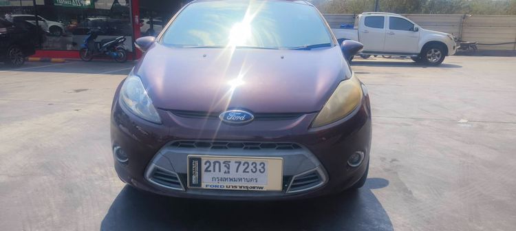 รถ Ford Fiesta 1.6 Sport Plus สี ม่วง