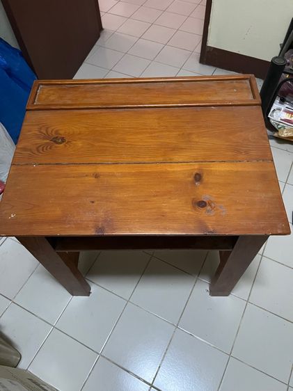 โต๊ะนักเรียนเด็ก