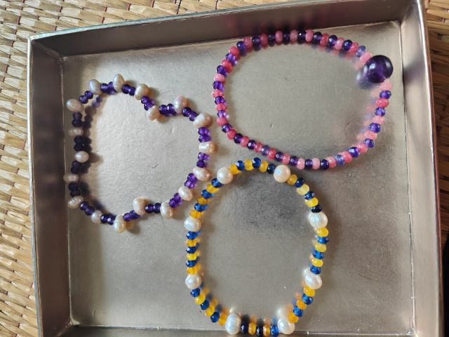 ข้อมือพลอยแท้