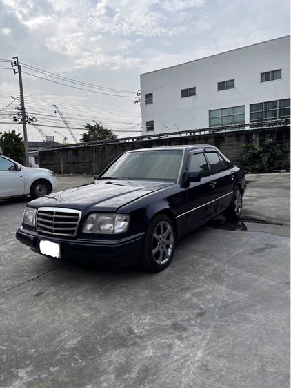 Mercedes-Benz E-Class 1995 E200 Sedan ดีเซล ไม่ติดแก๊ส เกียร์ธรรมดา น้ำเงิน รูปที่ 3