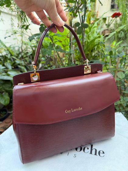 กระเป๋า Guy Laroche Paris แท้ สีเบอร์กันดี (Burgundy) มือสอง สภาพสวยมาก รูปที่ 3