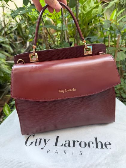 กระเป๋า Guy Laroche Paris แท้ สีเบอร์กันดี (Burgundy) มือสอง สภาพสวยมาก รูปที่ 16