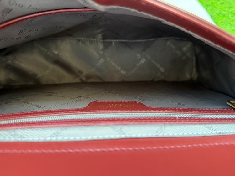 กระเป๋า Guy Laroche Paris แท้ สีเบอร์กันดี (Burgundy) มือสอง สภาพสวยมาก รูปที่ 12