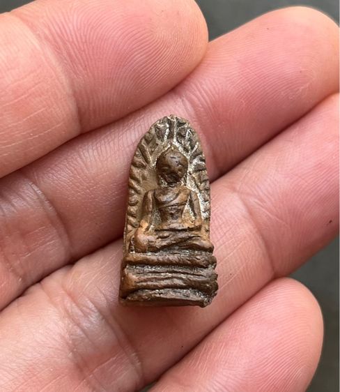 พระรอด รูปที่ 2