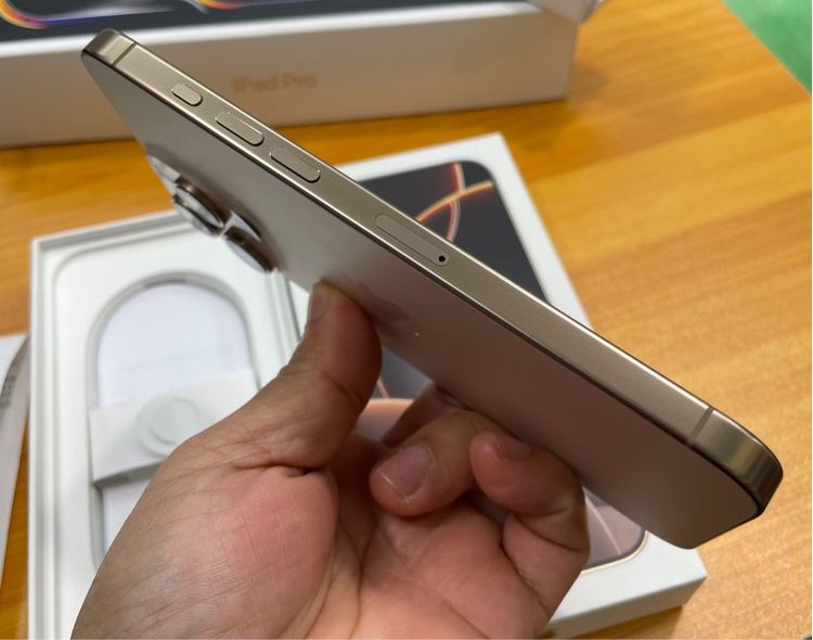 มากกว่า 512 GB iphone 16 pro max 1TB 