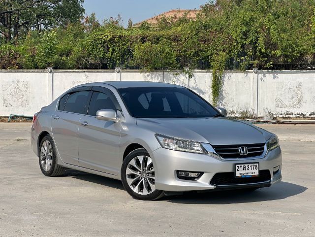 รถ Honda Accord 2.4 EL NAVI สี บรอนซ์เงิน