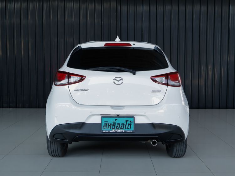Mazda Mazda 2 2018 1.3 Sports High Connect Sedan เบนซิน ไม่ติดแก๊ส เกียร์อัตโนมัติ ขาว รูปที่ 3